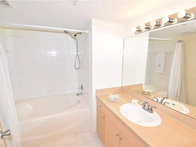 8735 River Homes Ln #6302 — Photo 13