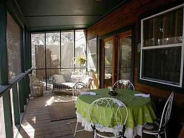 913 Lakeshore Dr, Spicewood, TX 78669