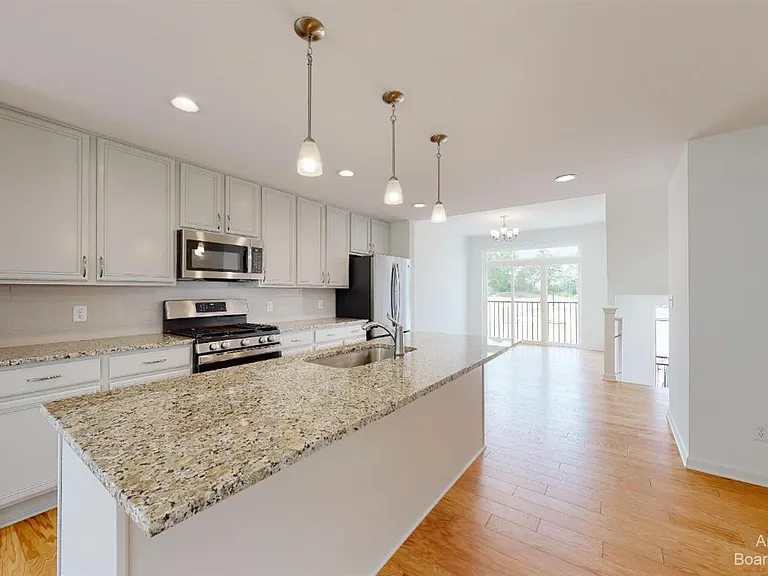 2741 Bristol Ridge Dr — Photo 5