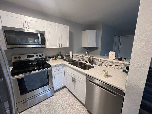 Brand new fully renovated kitchen