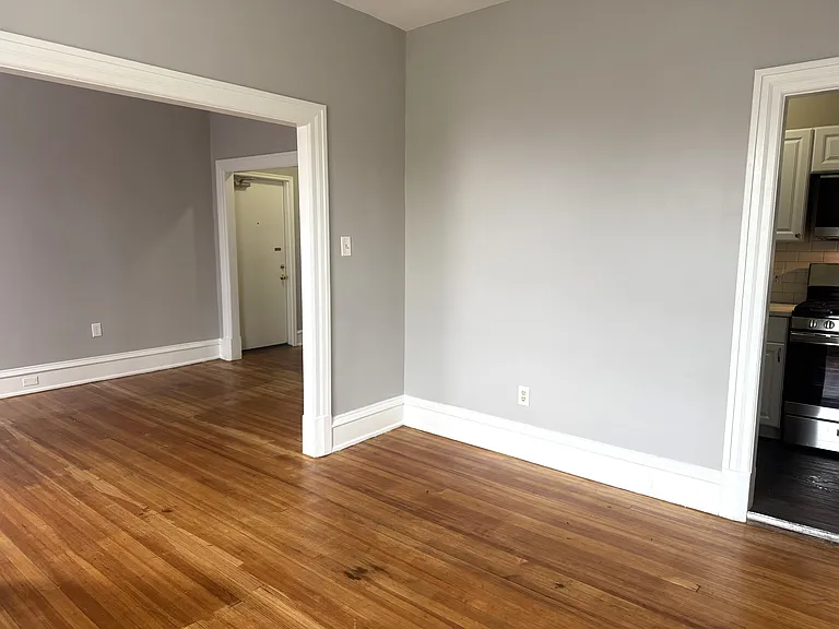 154 Hudson St #3 — Photo 16