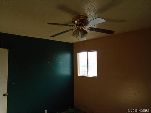 2nd image of 14 W Monterey Ave