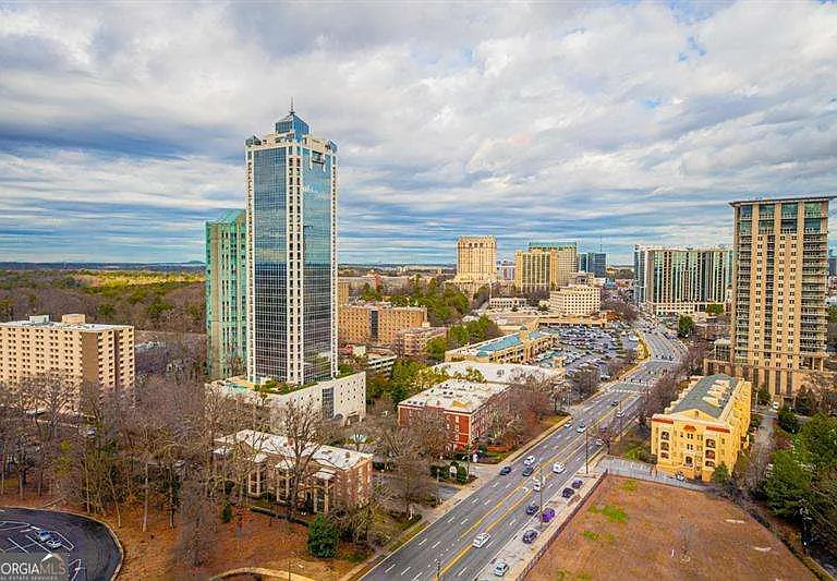2795 Peachtree Rd NE #1909 — Photo 16