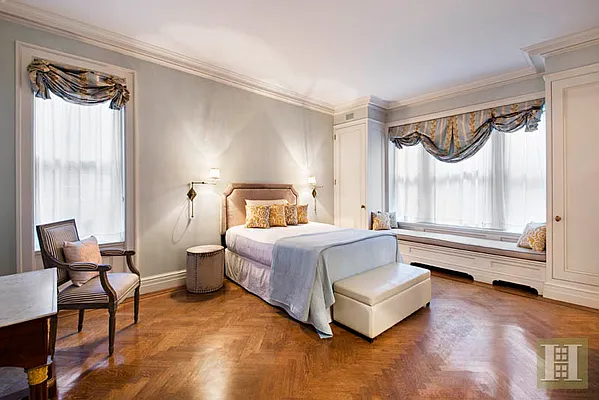 Sold by Halstead Real Estate | media 28