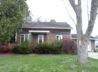 203 S Depot St, Fox Lake, WI 53933