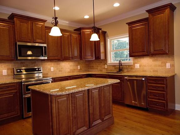 5th image of 230 Laurel Cyn