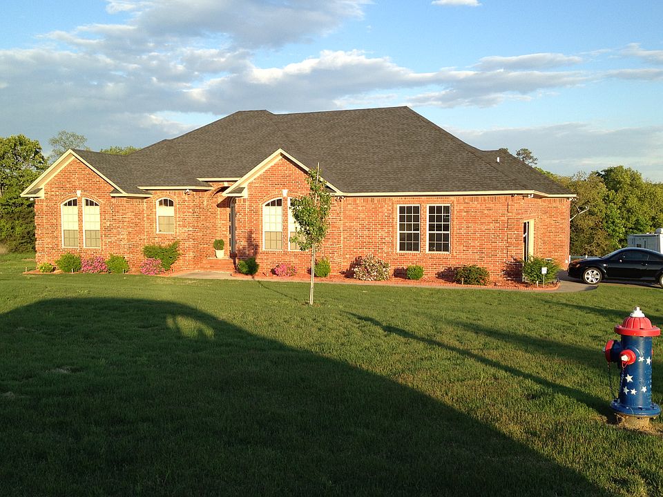 1st image of 313 Greystone Ln