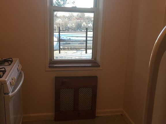 5th image of 135-10 Grand Central Pkwy #509