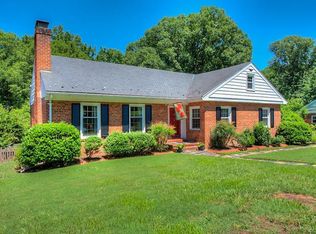 8215 Rambler Dr, Henrico, VA 23228