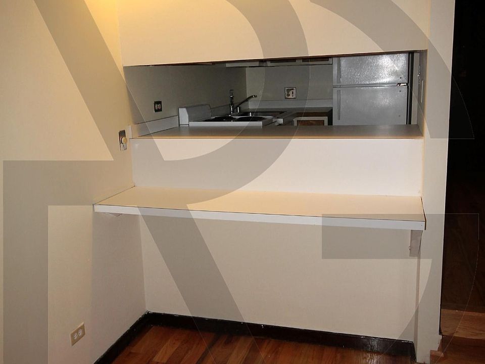 1st image of 1220 Lasalle St #2H