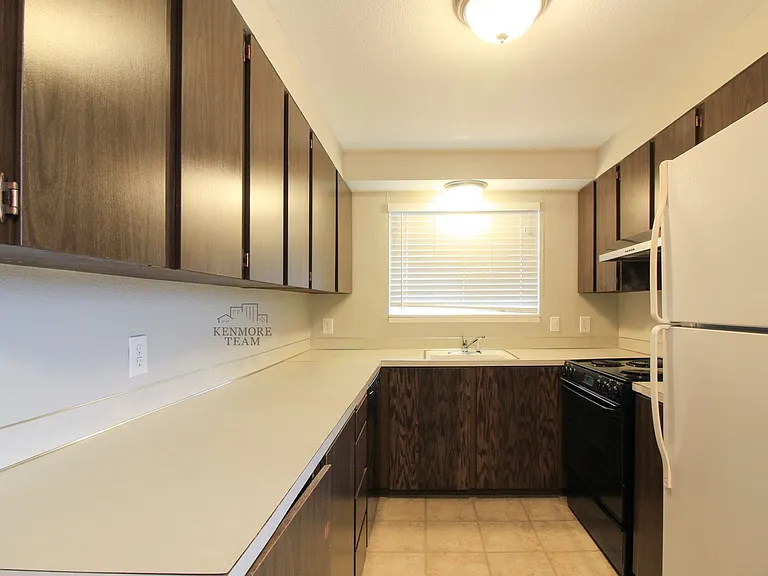 1608 W 14th Ave — Photo 3