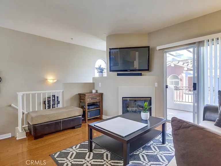54 Santa Barbara Ct — Photo 10