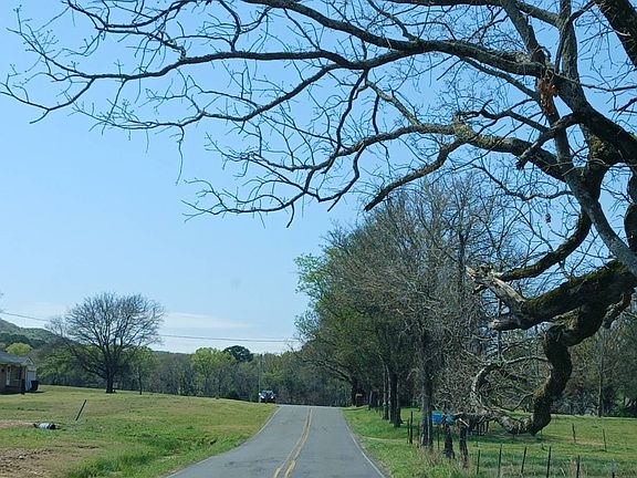 5th image of 784 Albright Rd