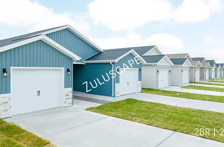 933 N Plaza Dr — Photo 3
