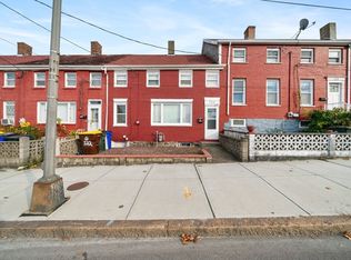 122 Broadway, Fall River, MA 02721