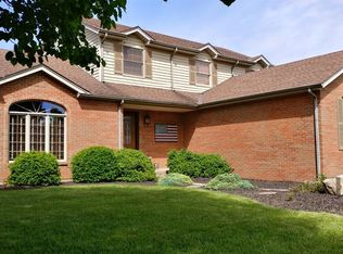 1299 Roundhill Dr, Hamilton, OH 45013