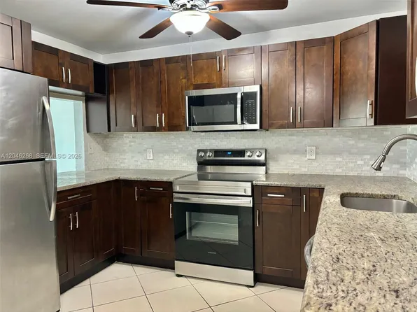 9411 Evergreen Pl APT 303, Fort Lauderdale, FL 33324