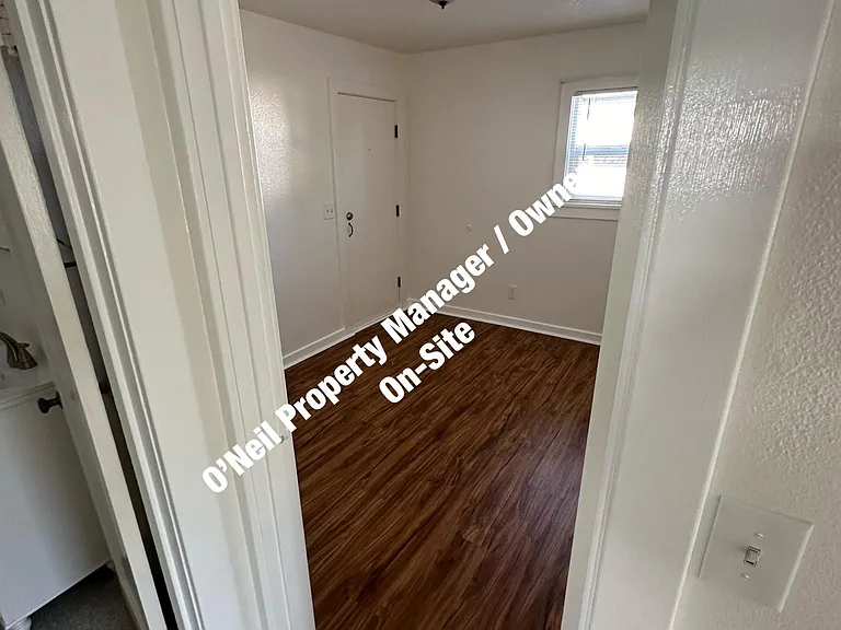 42 Irving Ave #4 — Photo 9