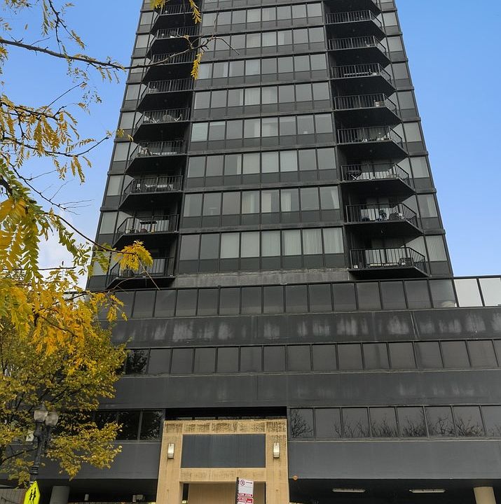 1st image of 1309 N Wells St APT 1408