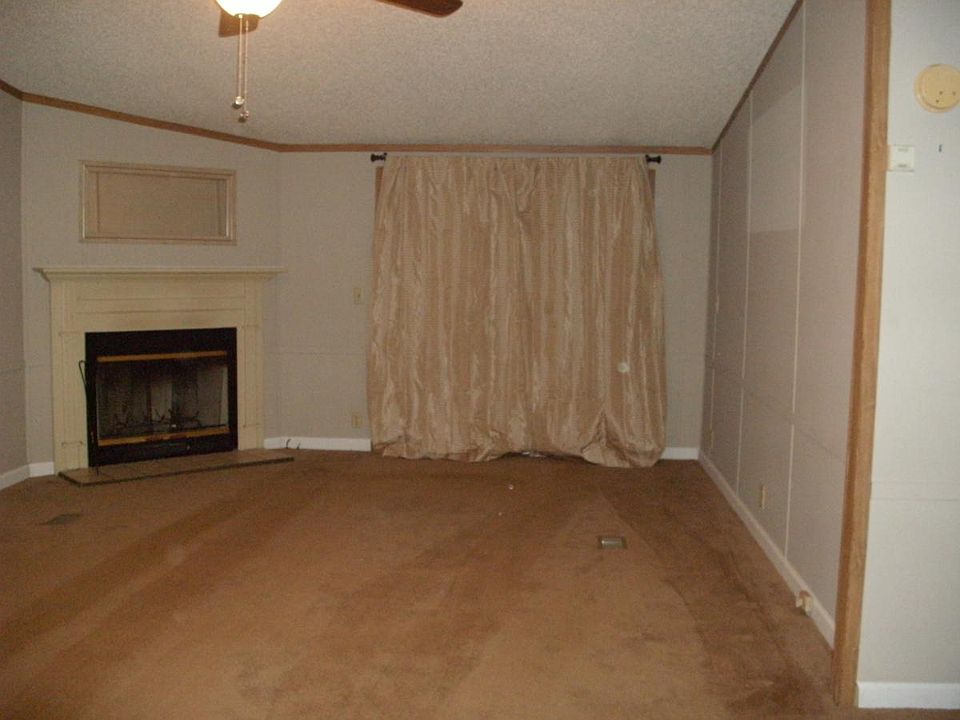 2nd image of 367 Anderson Ridge Rd