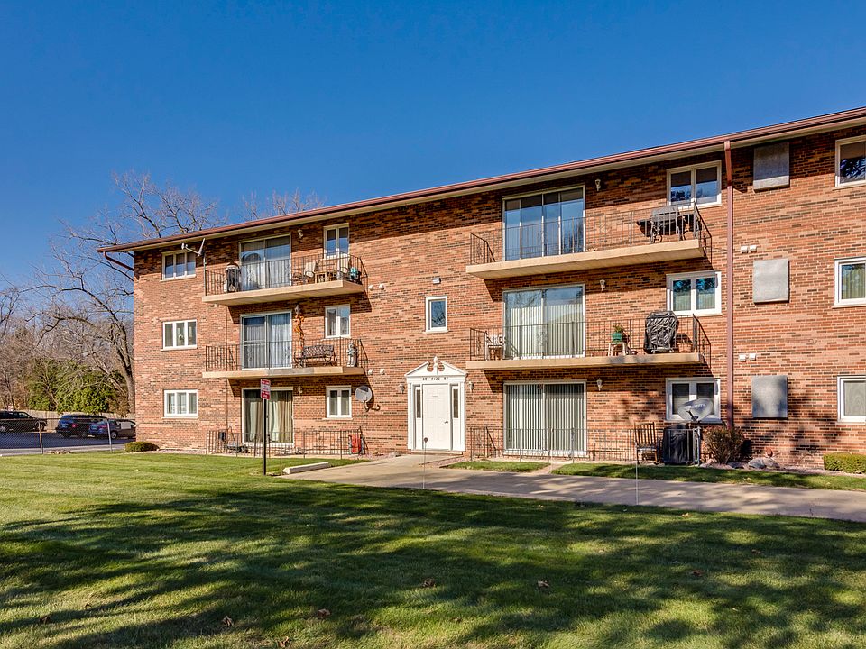 1st image of 9420 Greenbriar Dr APT 3B