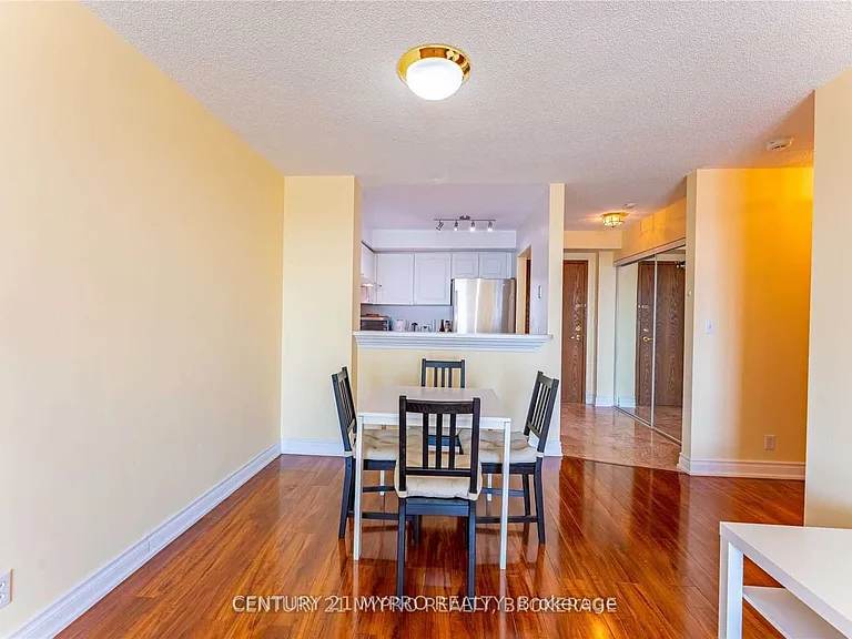 1 Lee Centre Dr #1609 — Photo 11