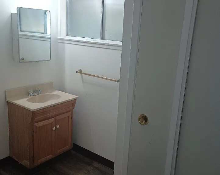 1734 W Shaw Ave — Photo 6