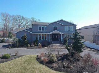 2018 Lake End Rd, Merrick, NY 11566