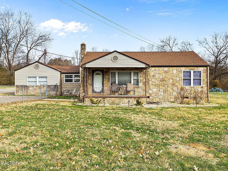 1st image of 3102 Atoka Ln