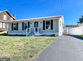 2 Albany Pl, Wilmington, DE 19805