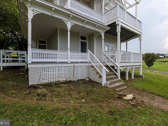 4th image of 333 W Main St
