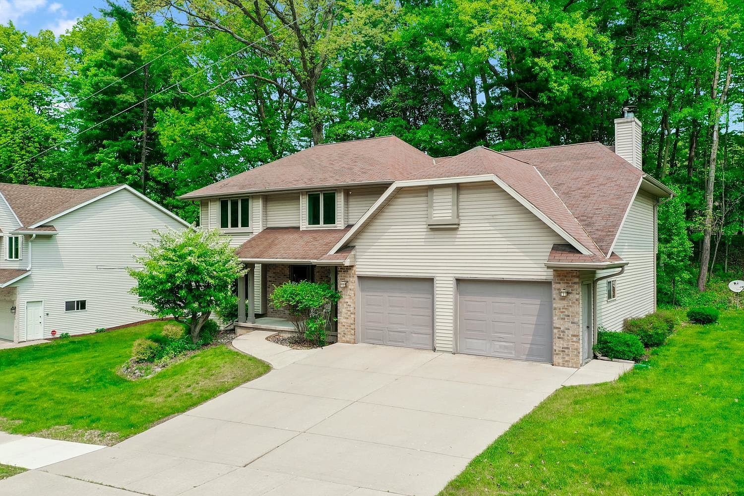 2611 Newberry Ave, Green Bay, WI 54302 Zillow