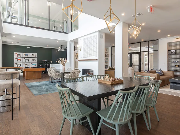 Luxe 360 on Centerpointe — Photo 40