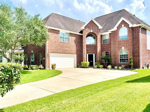 2520 Garnetfield Ln, Friendswood, TX 77546