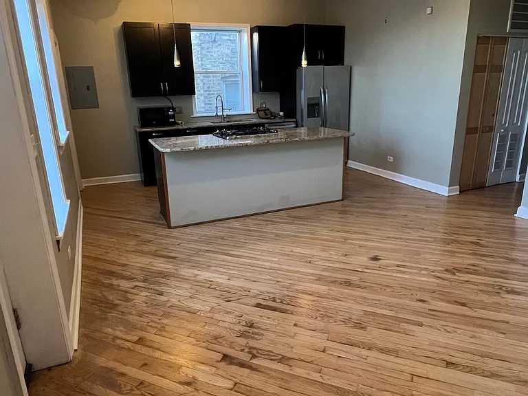 6446 S Maryland Ave #3 — Photo 4
