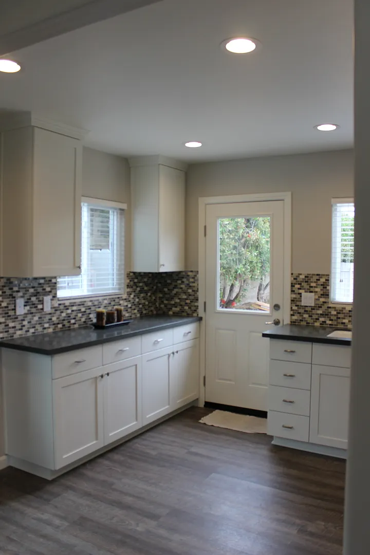 Beautifully Remodeled 2 BR Home in La Mesa/Rolando/SDSU area — Photo 4