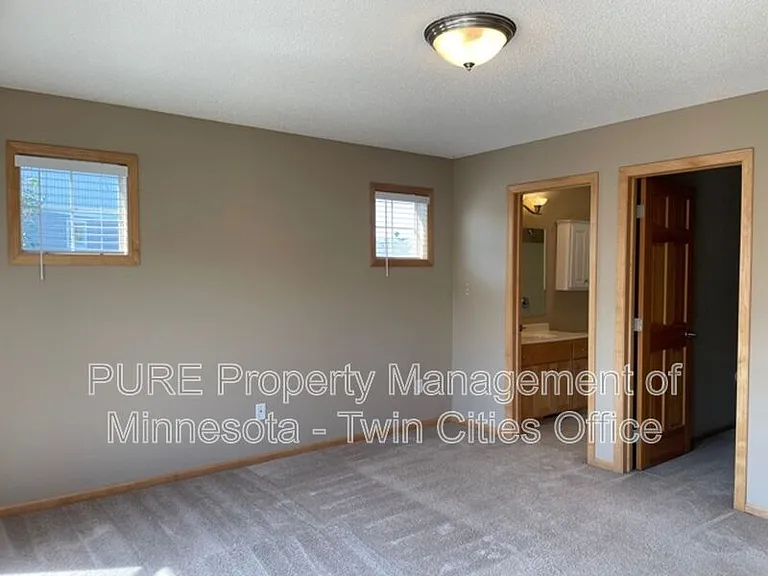 3152 Legacy Ln — Photo 17