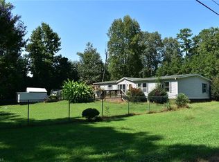 370 King Richard Dr, Lexington, NC 27292