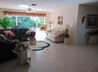880 S Fig Tree Ln, Plantation, FL 33317