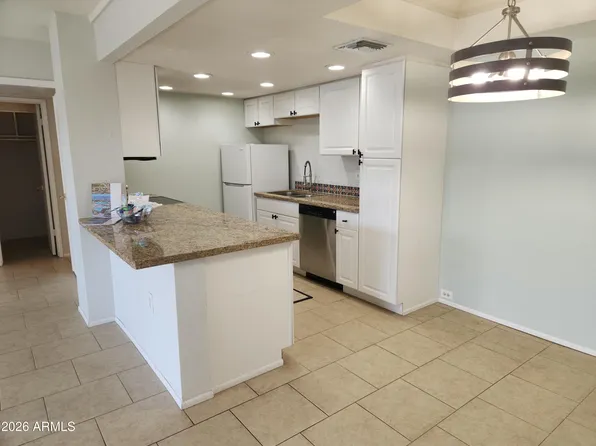 7557 N DREAMY DRAW Drive #248, Phoenix, AZ 85020