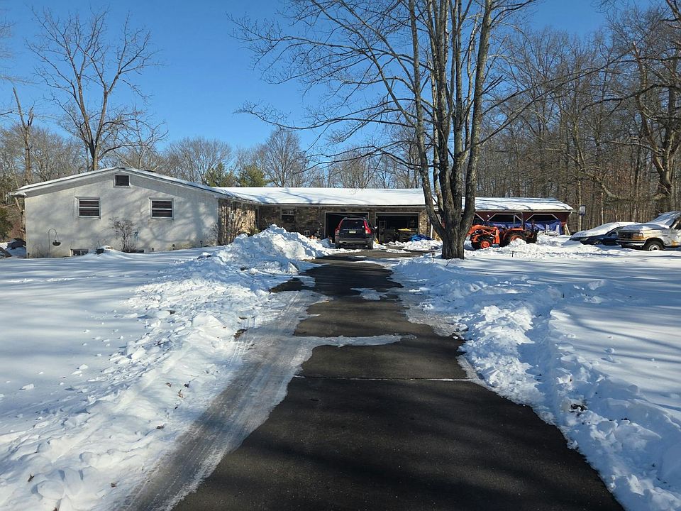 1st image of 4879 Tollgate Rd