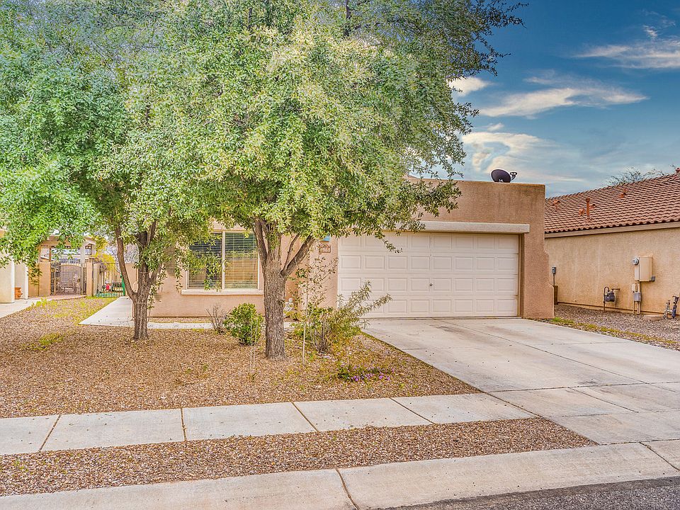 1st image of 8968 N School Hill Dr