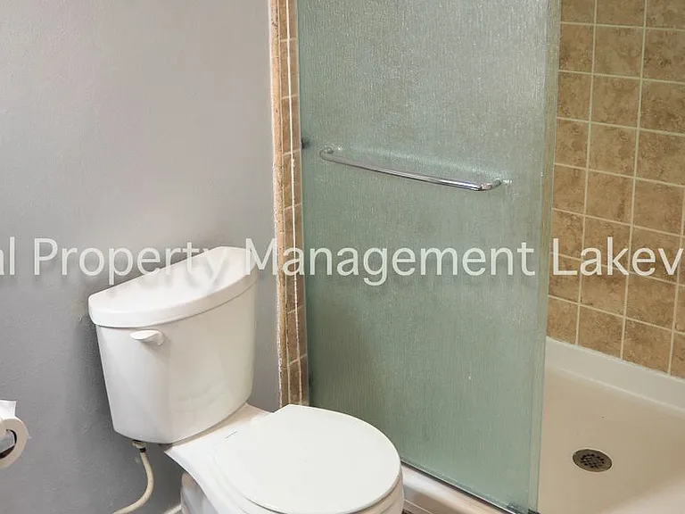 534 Oldbridge Dr — Photo 15