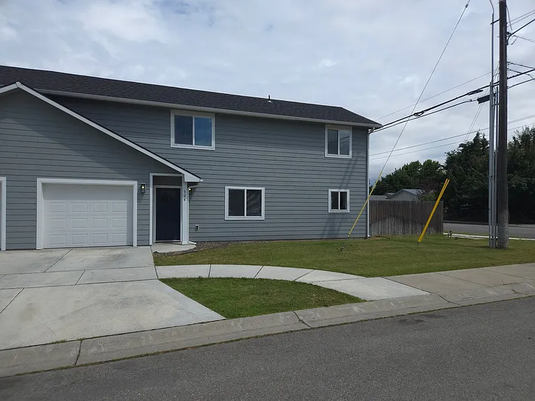 304 N Handy St — Photo 1