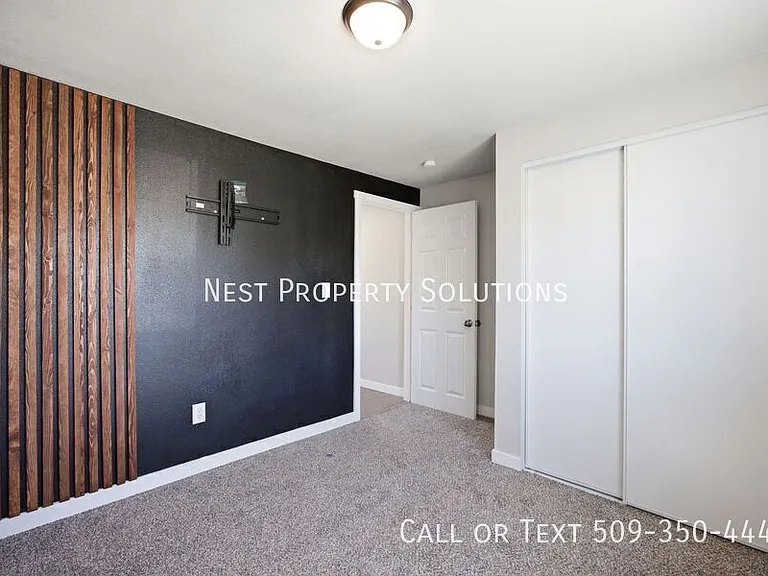 912 S Alderwood Dr — Photo 16