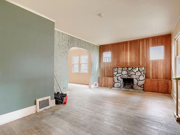2nd image of 4525 E 19th Avenue