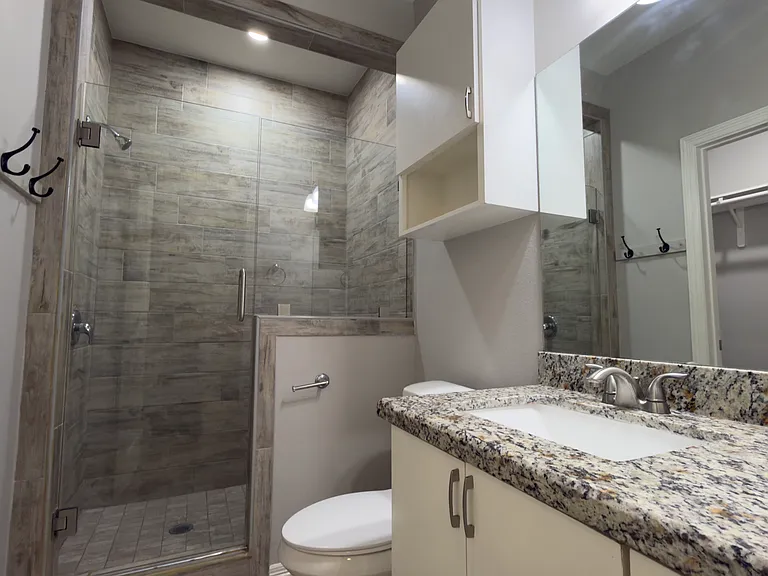 1404 W Heritage Dr #2 — Photo 14