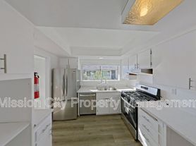7580 Cathedral Oaks Rd, Goleta, CA