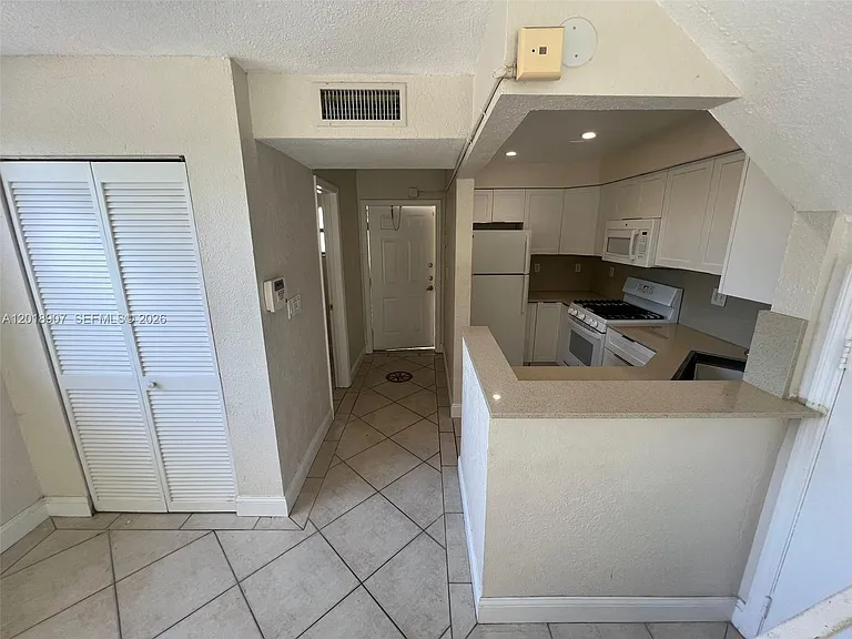 8600 SW 67th Ave #938 — Photo 3