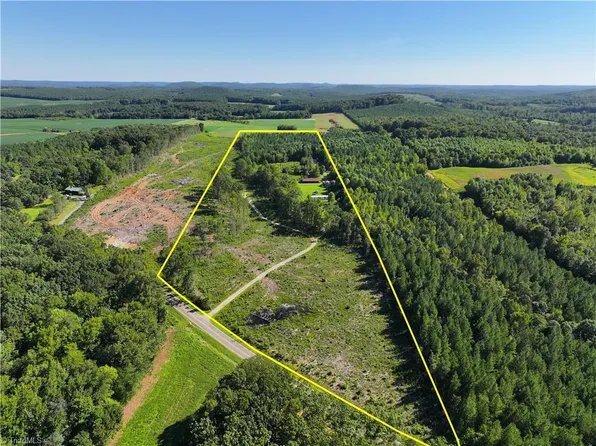 8071 Volunteer Rescue Rd, Denton, NC 27239
